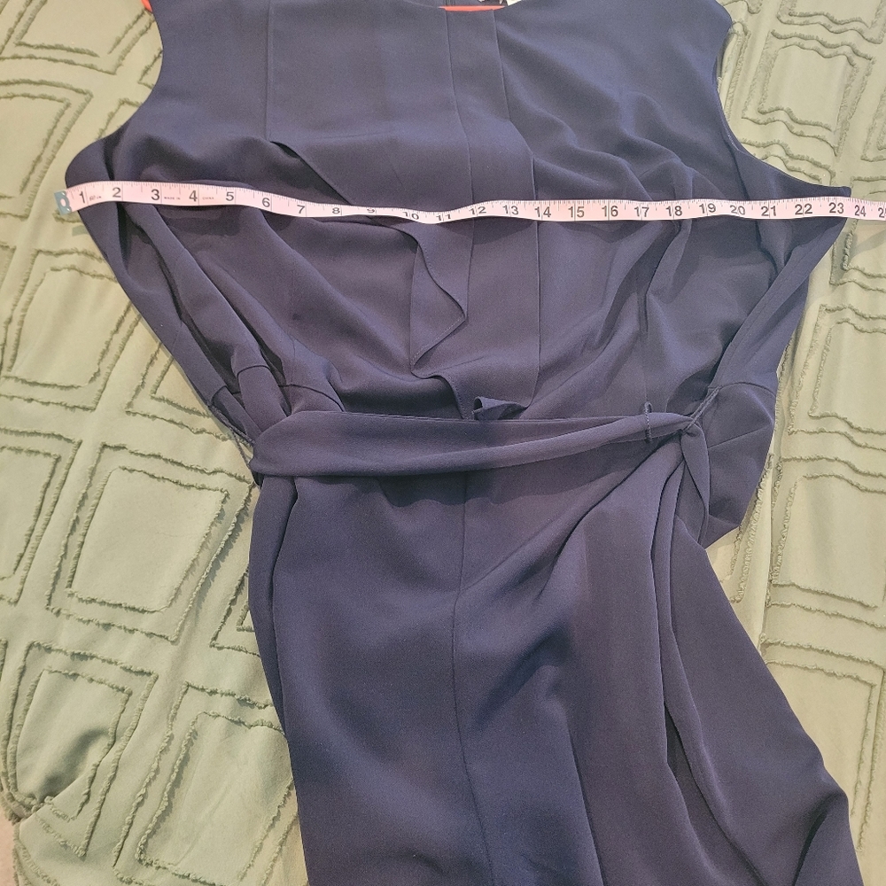 Sabrina Collective blue jumpsuit. Short sleeve. Hidden zipper in the ba… - Picture 7 of 8